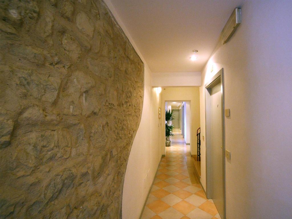 Albergo Ristorante Corsini パヴッロ・ネル・フリニャーノ エクステリア 写真